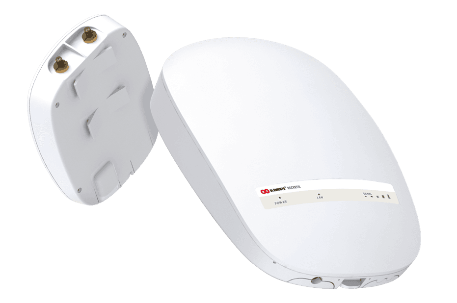 StationBox S with Two Preinstalled SMA-RP to MMCX